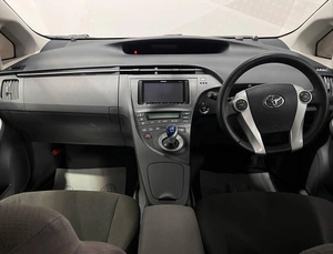 Лифтбек Toyota Prius 2011 года, 999000 рублей, Красноярск