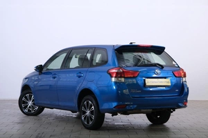 Универсал Toyota Corolla Fielder 2017 года, 1199000 рублей, Омск