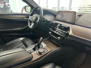 Седан BMW 5 серия 2019 года, 4347000 рублей, Новосибирск