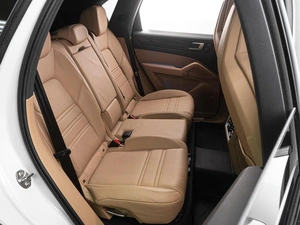 Внедорожник Porsche Cayenne 2021 года, 9626000 рублей, Тюмень