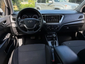 Седан Hyundai Solaris 2019 года, 1379000 рублей, Большой Сочи