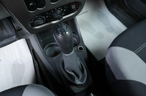 Хетчбэк Renault Sandero 2012 года, 459000 рублей, Челябинск