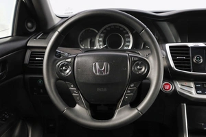 Седан Honda Accord 2013 года, 1849000 рублей, Новосибирск