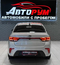 Седан Kia Rio 2020 года, 1397000 рублей, Красноярск