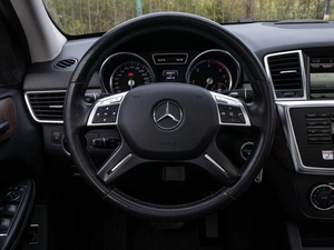 Внедорожник Mercedes-benz M-класс 2013 года, 2999000 рублей, Большой Сочи
