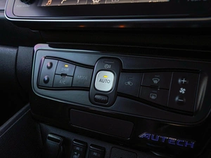 Хетчбэк Nissan Leaf 2019 года, 1829000 рублей, Волгоград