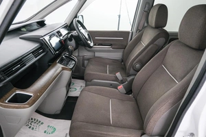 Минивэн Honda Stepwgn 2015 года, 1559000 рублей, Красноярск