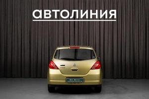 Хетчбэк Nissan Tiida 2005 года, 580000 рублей, Красноярск