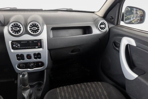 Седан Renault Logan 2013 года, 349000 рублей, Пермь