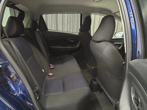 Хетчбэк Toyota Vitz 2018 года, 1089000 рублей, Красноярск