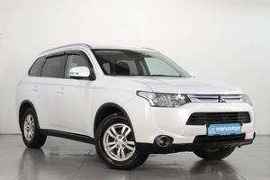 Внедорожник Mitsubishi Outlander 2014 года, 1599000 рублей, Челябинск