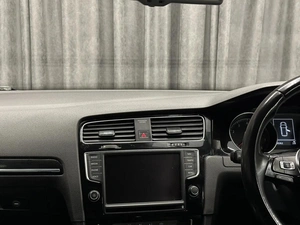 Универсал Volkswagen Golf 2015 года, 1200000 рублей, Красноярск