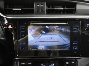 Седан Toyota Corolla 2018 года, 1698100 рублей, Казань