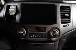 Седан Kia Magentis 2009 года, 649000 рублей, Сургут