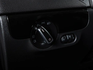 Седан Volkswagen Jetta 2012 года, 979000 рублей, Волгоград