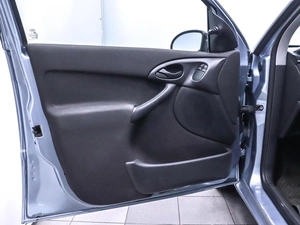 Седан Ford Focus 2004 года, 370000 рублей, Красноярск