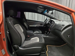 Хетчбэк Kia Ceed 2013 года, 1069000 рублей, Красноярск