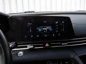 Седан Hyundai Elantra 2021 года, 1925000 рублей, Краснодар