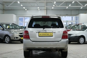 Внедорожник Toyota Kluger 2001 года, 1049000 рублей, Омск