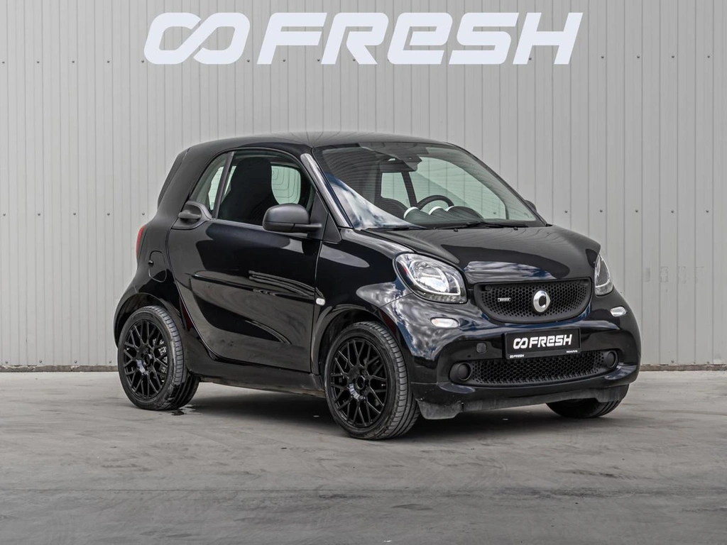 Хетчбэк Smart Fortwo 2018 года, 860000 рублей, Краснодар