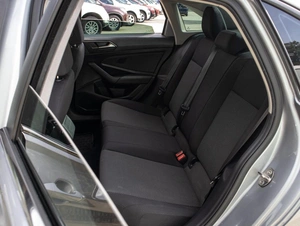 Седан Volkswagen Jetta 2020 года, 1610000 рублей, Большой Сочи