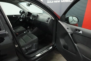 Внедорожник Volkswagen Tiguan 2016 года, 1865000 рублей, Курск