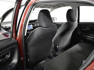 Хетчбэк Toyota Vitz 2017 года, 826100 рублей, Казань