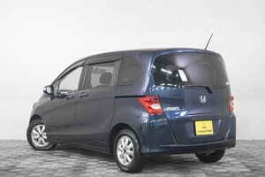 Минивэн Honda Freed 2010 года, 1059000 рублей, Кемерово