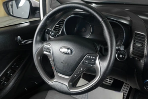Седан Kia Cerato 2014 года, 939000 рублей, Тюмень