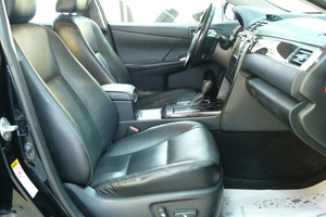 Седан Toyota Camry 2016 года, 2339000 рублей, Омск
