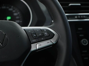 Внедорожник Volkswagen Tiguan 2021 года, 2549777 рублей, Москва