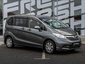 Минивэн Honda Freed 2012 года, 1200000 рублей, Краснодар