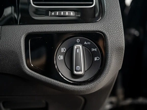 Хетчбэк Volkswagen Golf 2013 года, 1300000 рублей, Красноярск