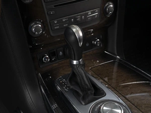 Внедорожник Infiniti QX56 2012 года, 2120777 рублей, Омск