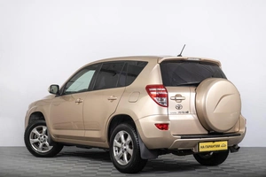 Внедорожник Toyota RAV4 2010 года, 1629000 рублей, Томск