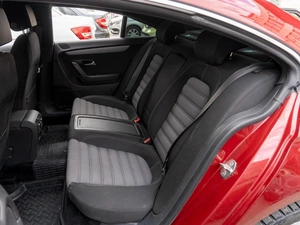 Седан Volkswagen Passat CC 2013 года, 1449000 рублей, Саратов