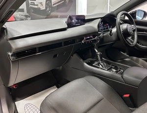 Хетчбэк Mazda 3 2020 года, 1947000 рублей, Красноярск