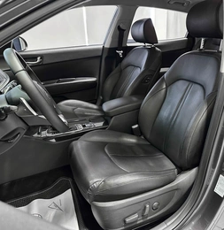 Седан Kia K5 2018 года, 1750000 рублей, Красноярск