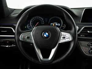 Седан BMW 7 серия 2016 года, 4198999 рублей, Москва