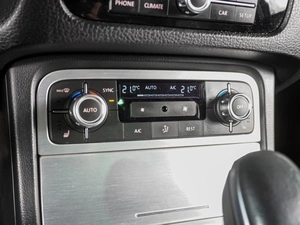 Внедорожник Volkswagen Touareg 2012 года, 2549000 рублей, Воронеж