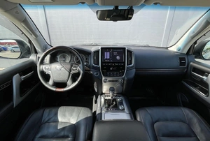 Внедорожник Toyota Land Cruiser 2019 года, 5450000 рублей, Солонцы