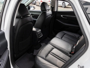 Седан Hyundai Sonata 2023 года, 2940000 рублей, Краснодар