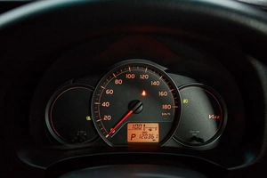 Хетчбэк Toyota Vitz 2018 года, 877000 рублей, Красноярск