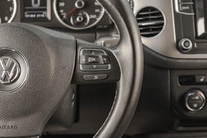 Внедорожник Volkswagen Tiguan 2015 года, 1699000 рублей, Челябинск