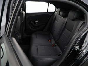 Хетчбэк Mercedes-benz A-класс 2019 года, 2457077 рублей, Москва