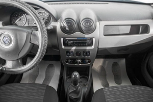 Хетчбэк Renault Sandero 2010 года, 579000 рублей, Барнаул