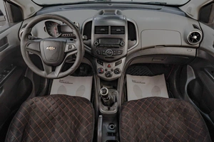 Седан Chevrolet Aveo 2015 года, 569000 рублей, Челябинск