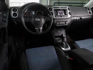 Внедорожник Volkswagen Tiguan 2013 года, 1409000 рублей, Воронеж