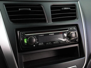 Седан Hyundai Solaris 2011 года, 899000 рублей, Воронеж