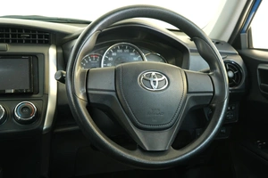 Универсал Toyota Corolla Fielder 2017 года, 1199000 рублей, Омск